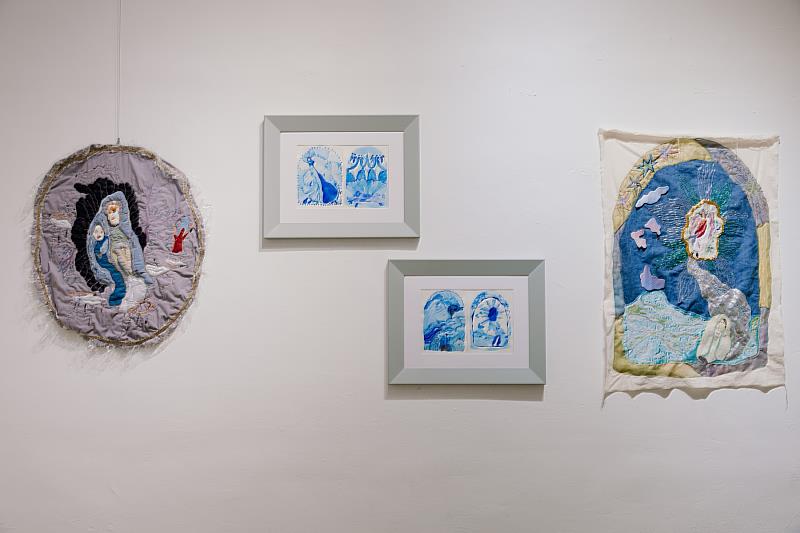 板橋435藝術聚落藝術進駐單位，涵蓋美術、木雕、錄像、版畫、複合裝置、影像、戲劇、雜技、平面設計及工藝設計等多元創作領域。