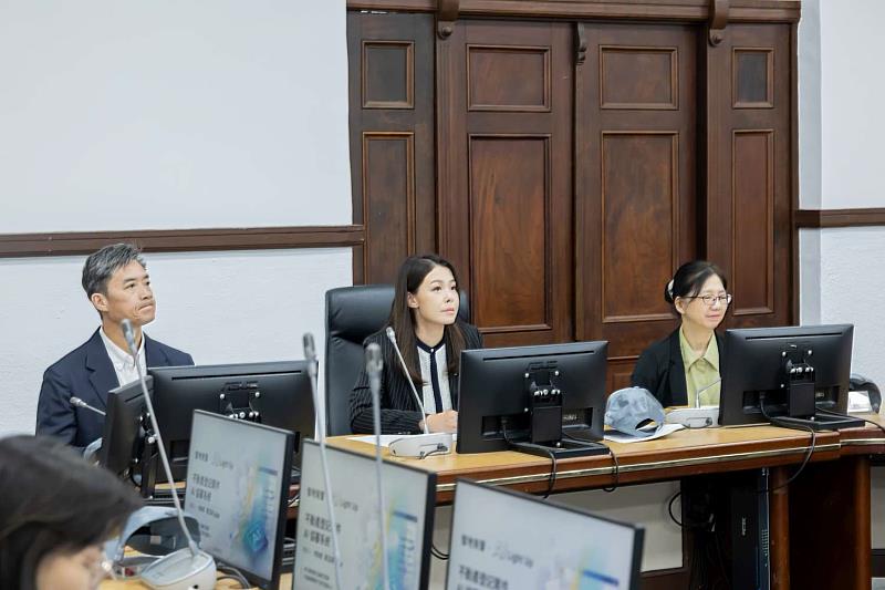 新竹市政府今日召開市務會議,由高虹安市長主持。