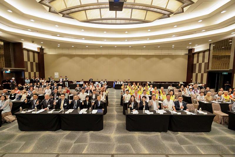 新竹市政府與日本宮城縣共同舉辦產業招商說明會,活動大合影。