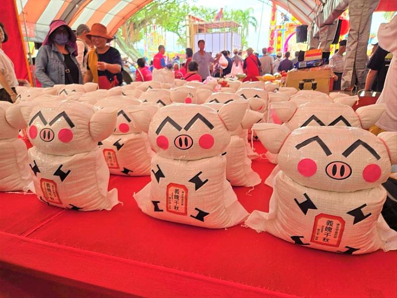 褒忠亭義民節祭典為國家指定重要民俗,也是臺灣客庄重要的無形文化資產。
