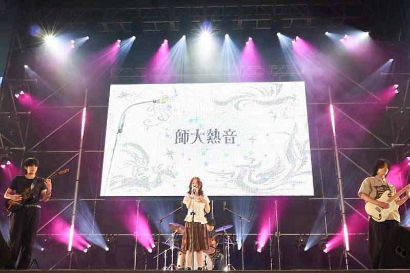 熱音社。