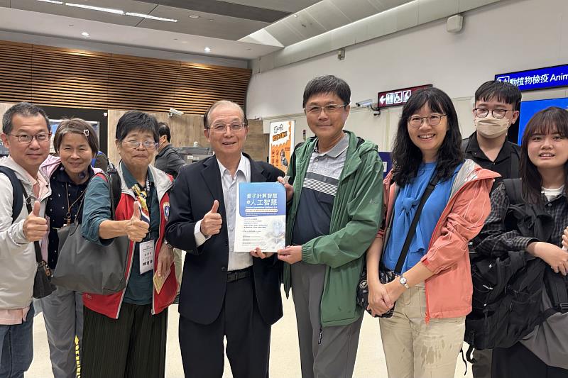 南大陳惠萍校長與吳清基前教育部長交流合影,見證臺馬教育合作與國際人才培育。