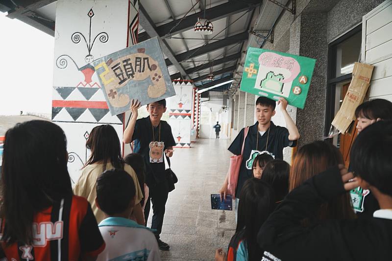 南大隊輔陪伴學童展開探索旅程,累積難忘的學習與交流回憶。
