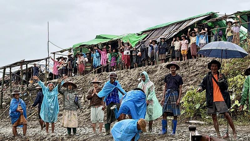 5、洪水終將退去,緬甸洪患重建之路才正要開始。(靈鷲山佛教教團提供)