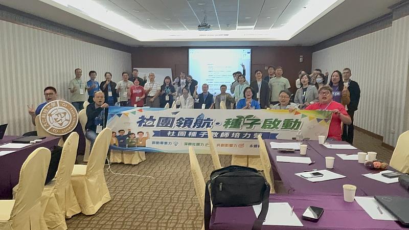 由周德光校長及副校長帶領主管進行校務精進分組討論,透過跨單位對話與交流,凝聚校務發展共識。