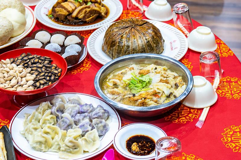 現場提供美食佳餚。