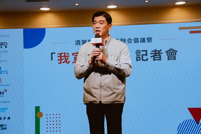 嘉市府交通處長呂獎慧出席「我宣誓2.0」10週年倡議記者會。