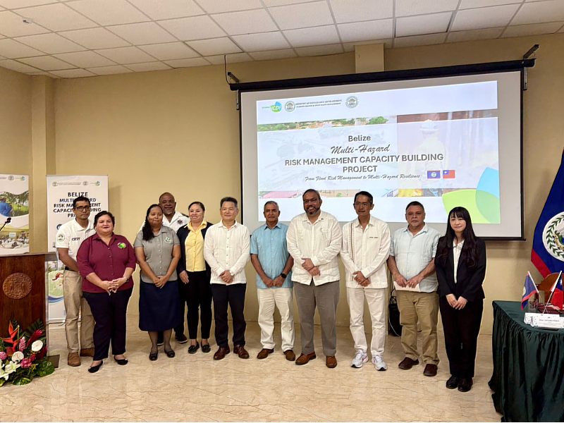 計畫夥伴合影。