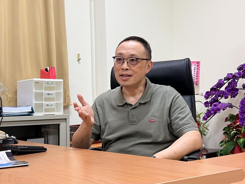 中山醫大教務長蔡孟儒認為,跨校雙主修、輔系讓私立大學的學生也能運用國立大學的教學資源,拓展學習選擇。