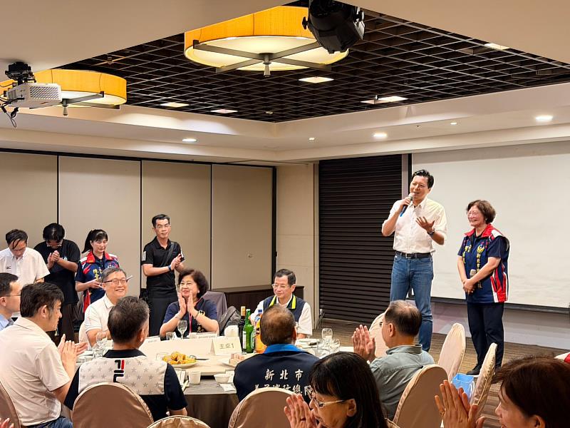 新北市副市長朱惕之於「新北市義消防宣大隊暨中、分隊長共識營」活動致詞。