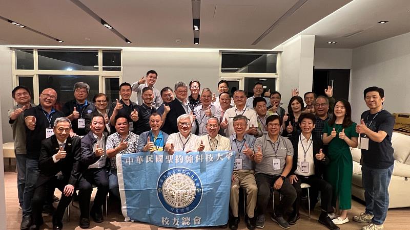 董事會、校友及其企業、校友團體與聖公會等主要捐款來源，累計捐助母校逾4億1,500萬元，為學校走出困境、穩定辦學提供重要支持。