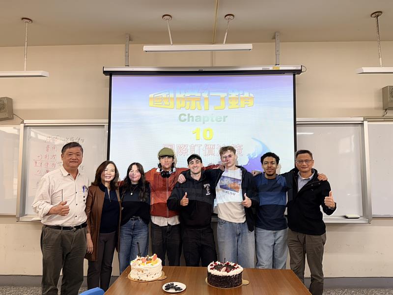 法國濱海大學交換生來到中臺科大與行銷系師生展開跨文化學習交流。