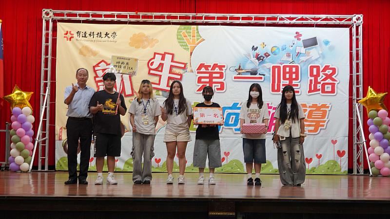 系魂對決」系呼校歌競賽，經評審團評選，第1名由時尚系獲得。