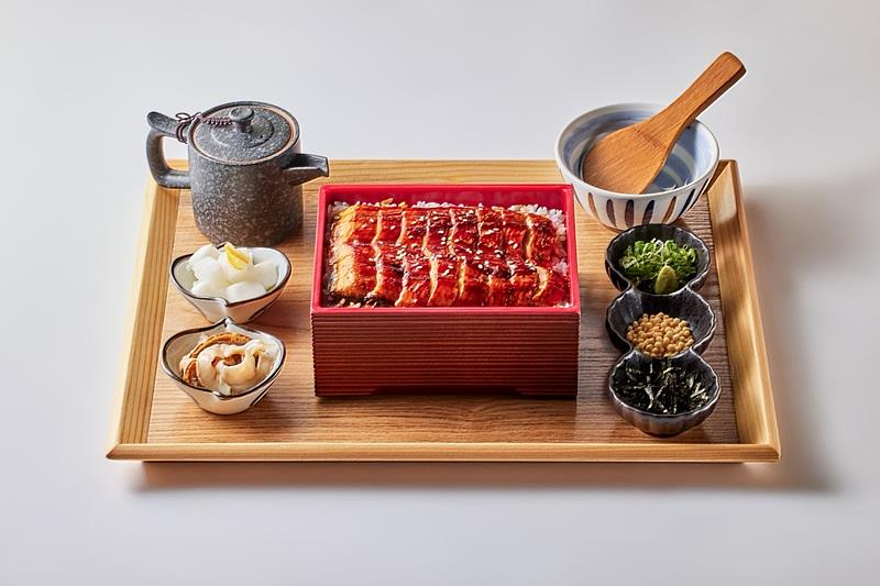 「品田牧場」的新品「蒲燒鰻魚三吃定食」以三種吃法擄獲老饕的味蕾。