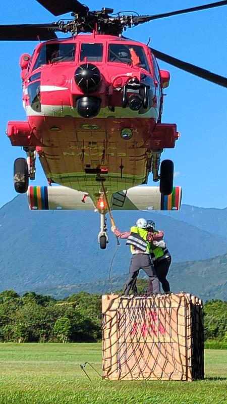 9月9日大農大富平地森林園區器材吊掛