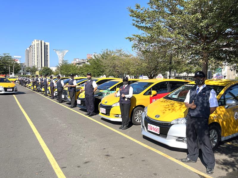 55688台灣大車隊台南駕駛團隊響應政府敬老政策