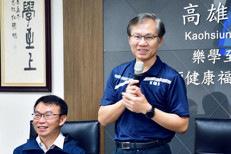 高雄醫學大學副校長林志隆致詞