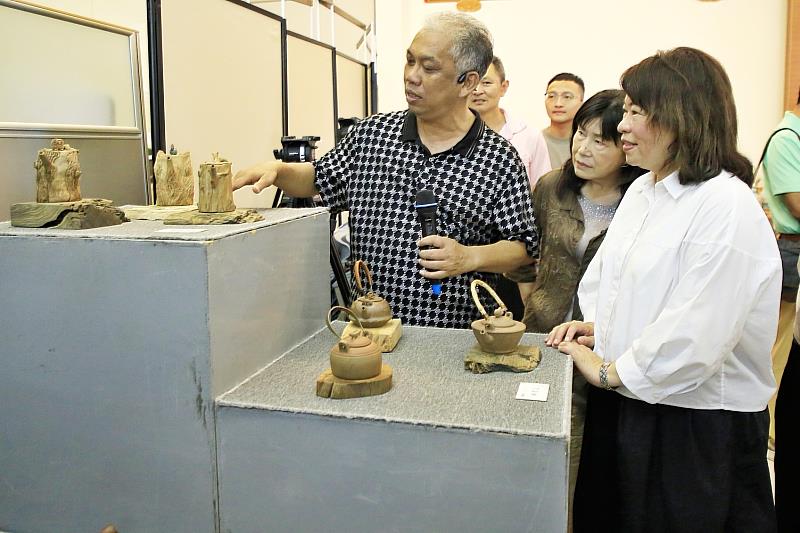 「以茶寄情 以陶載道」 傳統手藝與當代茶道的交會 「壺裡光陰」陶藝聯展精彩登場