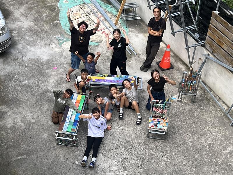 藝術走進台東大武!孩子走讀山海 編織專屬團椅
