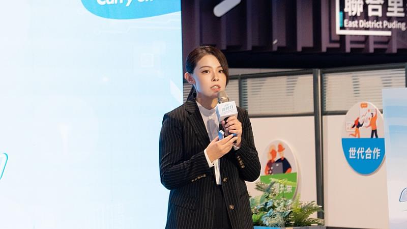 市長高虹安青年政策報告。