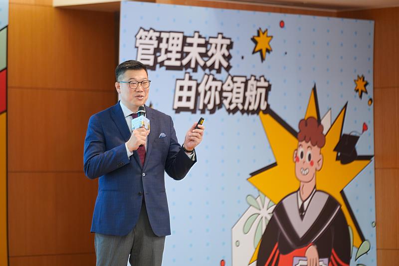 景承科技林濬暘董事長以「AI時代下的人才培育」為題進行演講