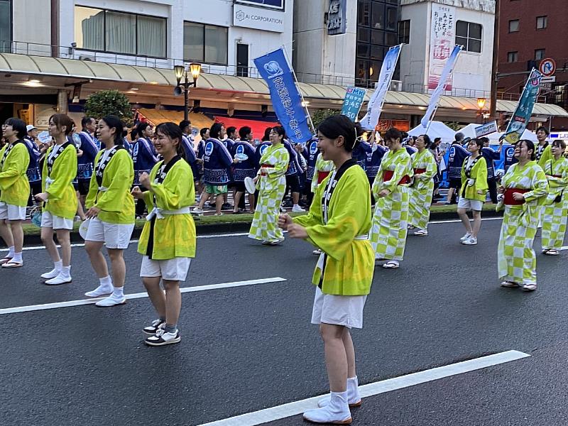 南華大學傳播系學生至日本海外實習，參與TMJ公司與當地政府的祭典活動。