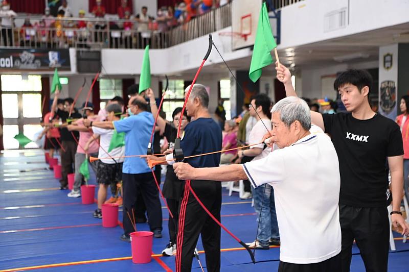 嘉市擴大長者福利 10月起65歲以上享健保費補助