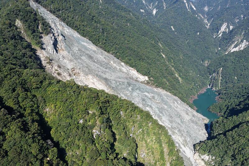 115年9月17日07：50- 08：20，萬里溪堰塞湖空拍。