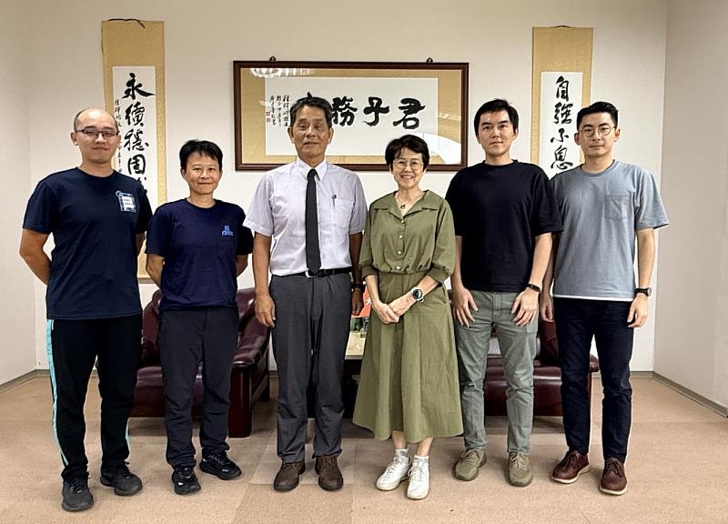財團法人蘇天財文教基金會董事長蘇昭蓉拜會東華大學徐輝明校長就計畫執行情形及未來合作方向進行交流。