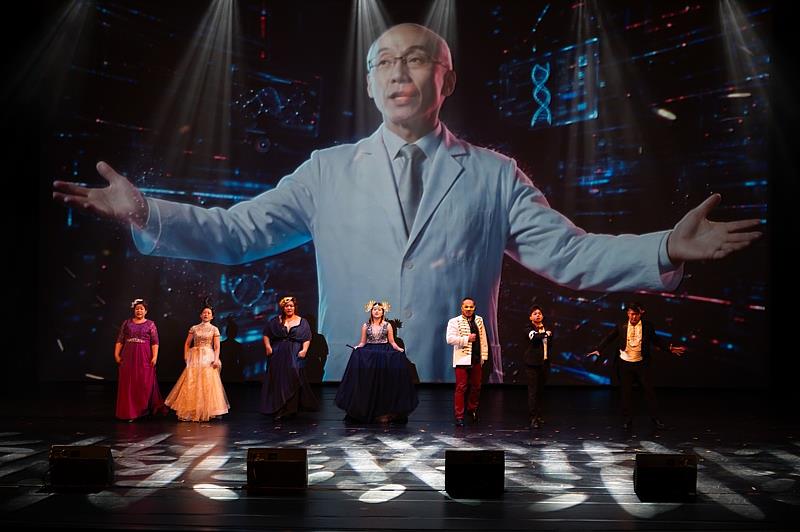 《春雪II-星星在閃耀》由真人歌者與AI虛擬角色同台演唱。