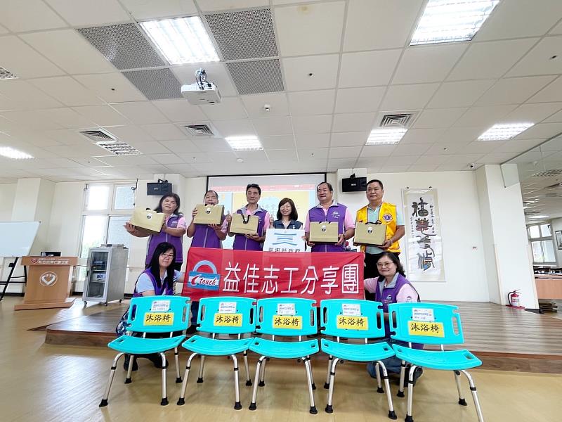 5民間團體串連80人攜手送暖 捐贈100台沐浴椅守護臺東弱勢生活安全