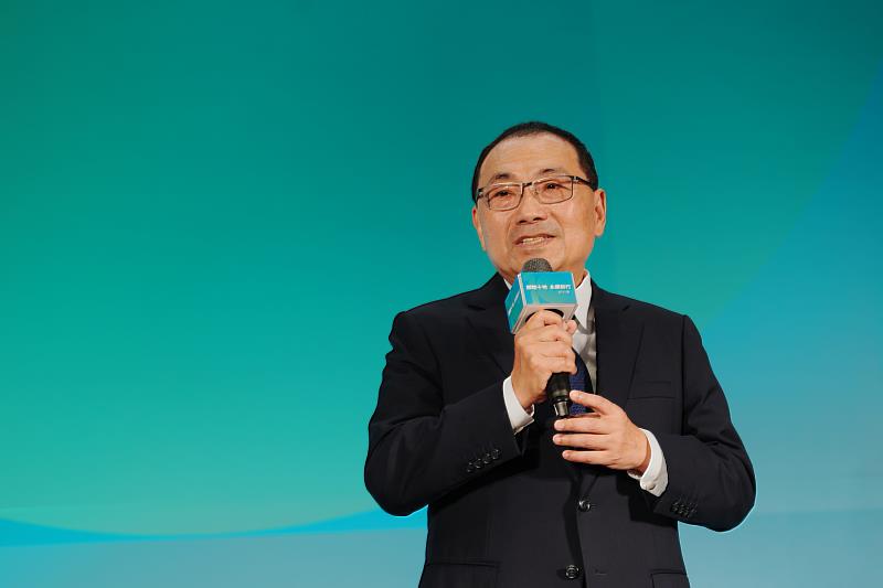 市長侯友宜展望軌道未來。
