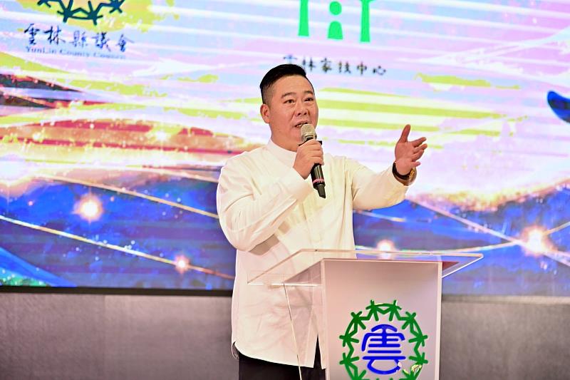 黃凱議長開場致詞歡迎雲林家扶孩童、家長蒞臨議會