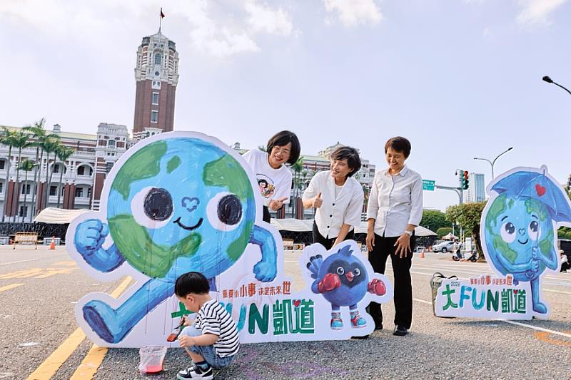 「客庄市場好好玩」首次登凱道。
