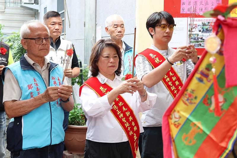黃敏惠市長祈福。