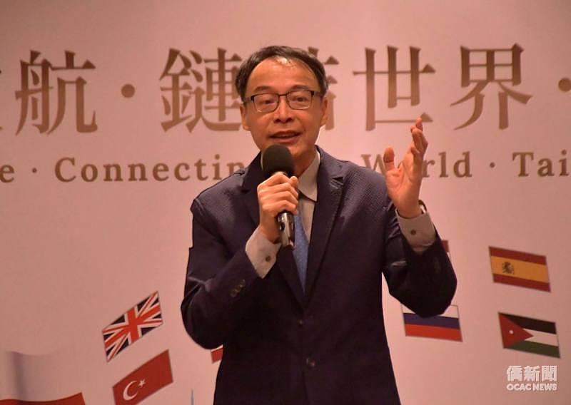 熊強生以《雙城記》名句「那是最好的時代,也是最亂的時代」呼籲海外臺商把握機會,跟上新時代商機。