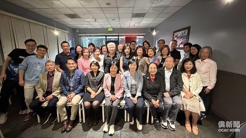 西雅圖僑界歡迎晚宴合影。