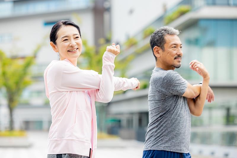 南山人壽分析,「實健溢百住院醫療終身保險」的保戶中五、六年級生占逾4成最高。
