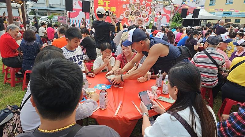 共下食个味!400人齊聚臺東客家學堂 「東好客」品牌亮相