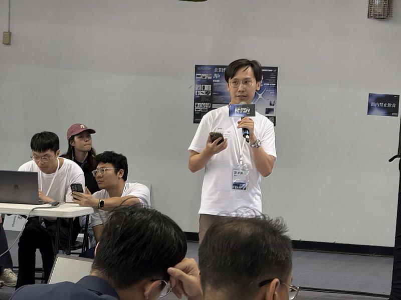 第3名得獎-「柏彬哥」隊伍成果發表。