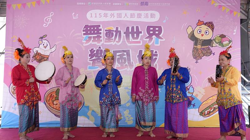 羊皮鼓與馬來舞表演。