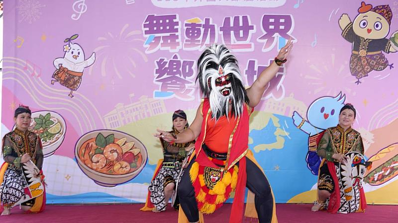 印尼傳統舞蹈-面具騎馬舞。