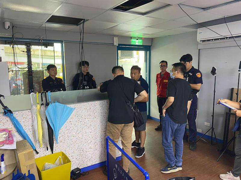 市府公安小組執行聯合稽查。