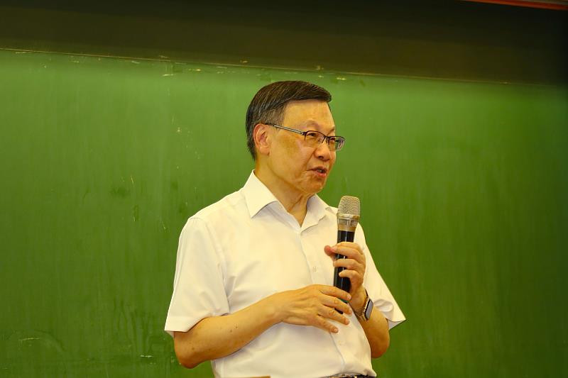 校長蔡進發親臨致詞，強調深化跨國合作、共建安全數位社會。