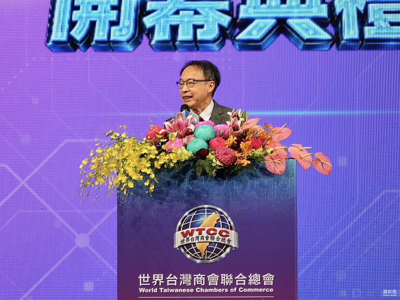 世總第32屆總會長熊強生致詞。