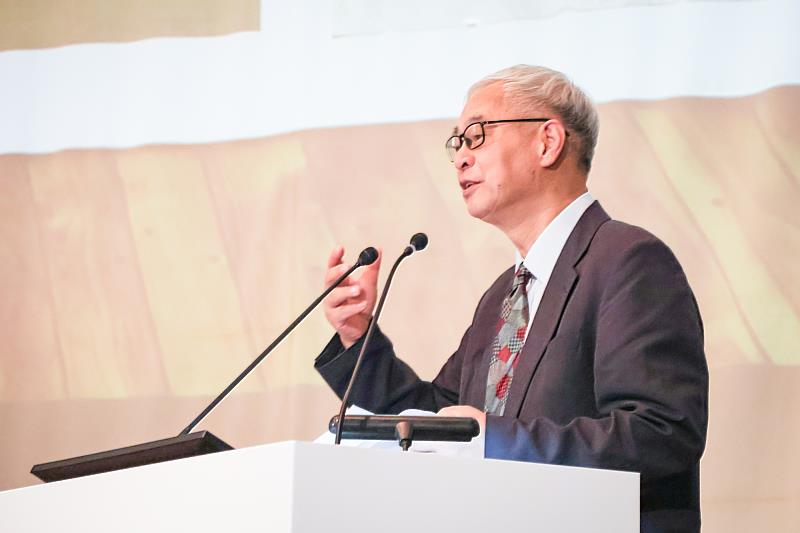 主講人葛兆光教授,即為2026年第7屆唐獎漢學獎得主。葛兆光教授現任復旦大學文史研究院及歷史學系文科資深教授,其數十年來專注於中國思想史的研究。