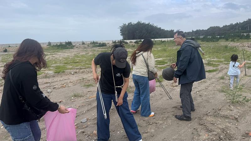桃園市救國團「發現小蜜蜜 海好有你」探索生態保育暨海洋公益活動。