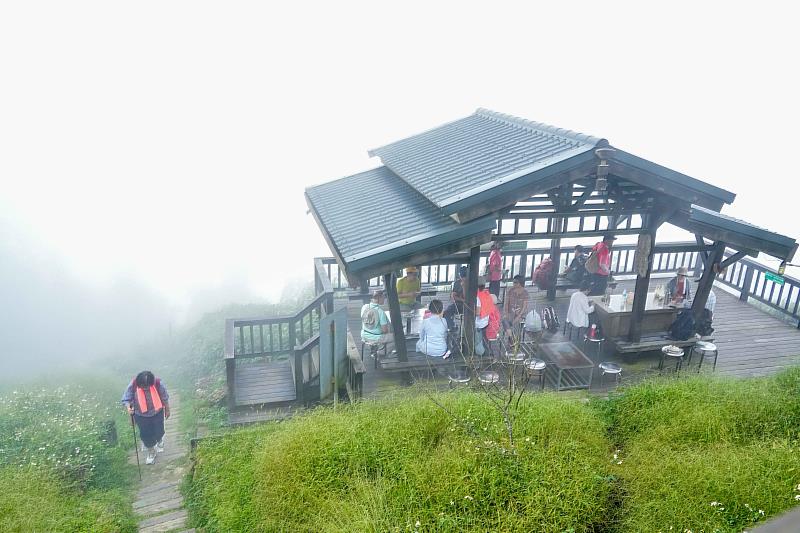 二尖山步道唬爛亭