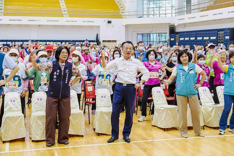 「憶智大作戰！」300位長輩趣味闖關動腦延緩失智