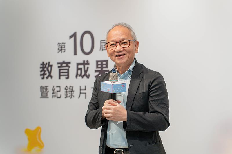 法藍瓷總裁 想像計畫發起人陳立恆先生致詞。